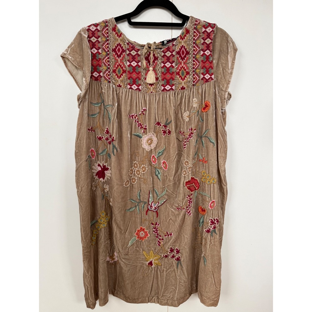 Johnny Was Embroidered Silk Velvet Dress Champagne Boho Floral - Medium